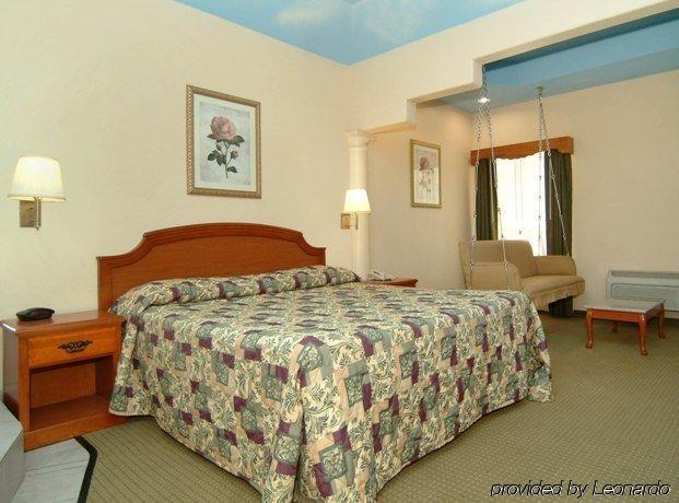 Regency Inn And Suites Хамбл Номер фото